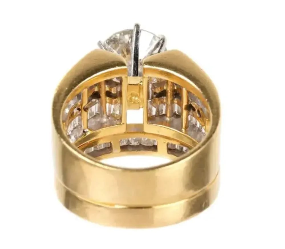 18k Yellow Gold With 5.91 CTW Diamonds Bridal Ring Set - 9