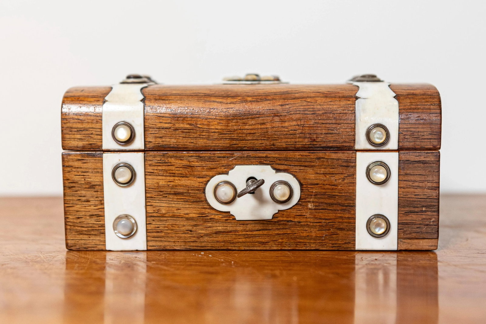 19th Century Danish Rosewood Tea Caddy with Bone Inlay, Circa 1860 - 2