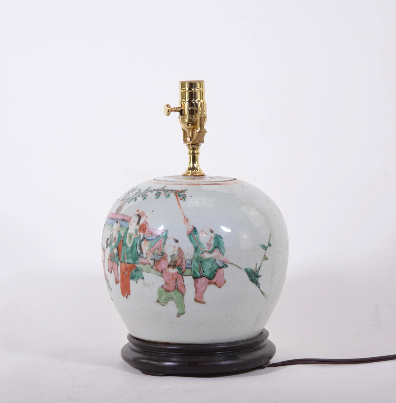 19th Century Chinese Famille Rose Porcelain Vase Table Lamp With Children Playing - 3