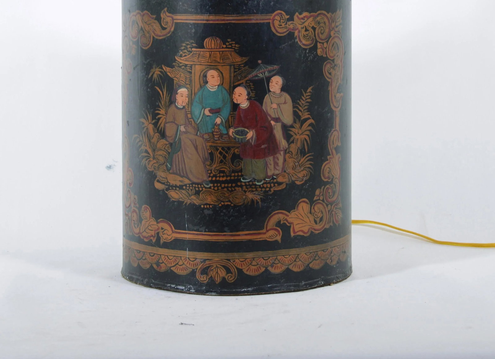 Vintage English Export Tea Caddy Hand-Painted Chinoiserie Figurines Table Lamp - 5