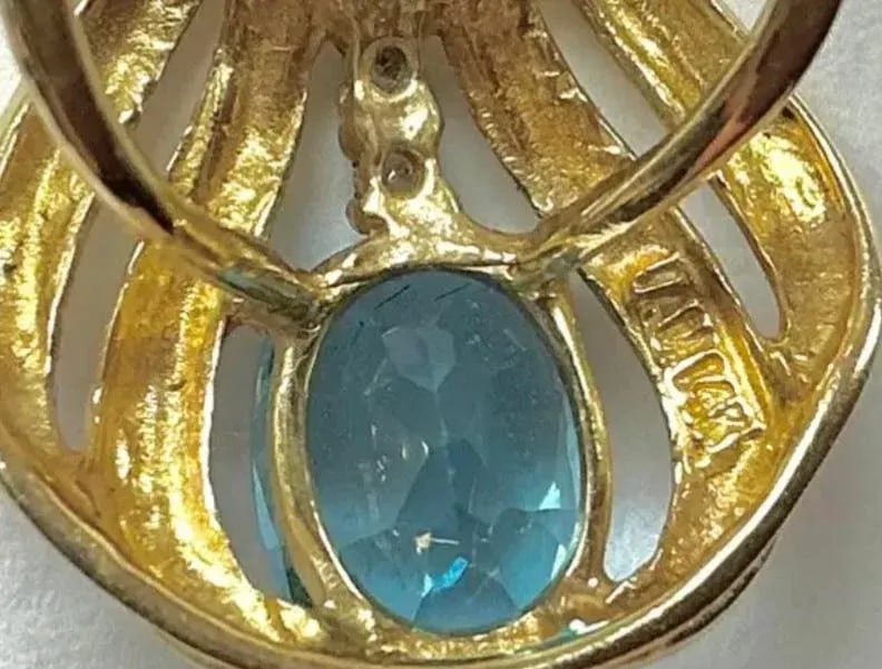 14kt Yellow Gold Blue Topaz With Diamond Pendant - 5