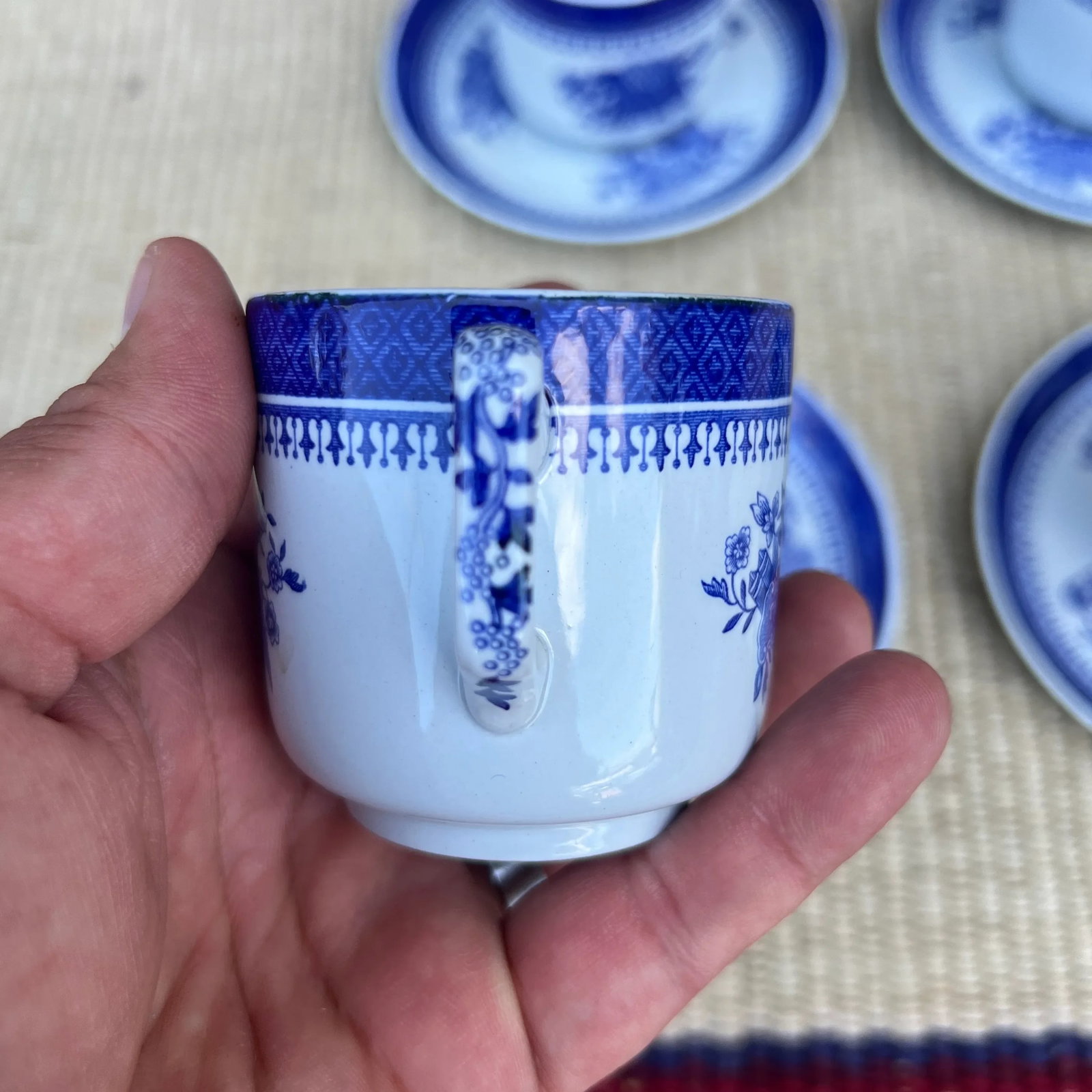 A Set of 4 Copeland Spode Fitzhugh Blue Demitasse Cups and Saucers, Circa 1960's - 8