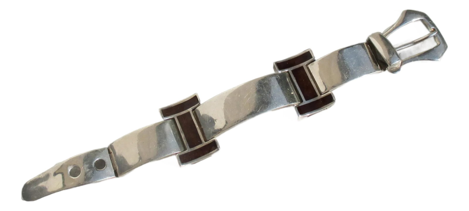 105 Arezzo Sterling and Enamel Buckle Bracelet: Wide sterling link buckle bracelet by Sirini Pietro & Casi Ilario. A wide and working belt buckle with tongue and buckle. Hallmarked to the inside 925. The measurements are 9" long and 1.25" wide.