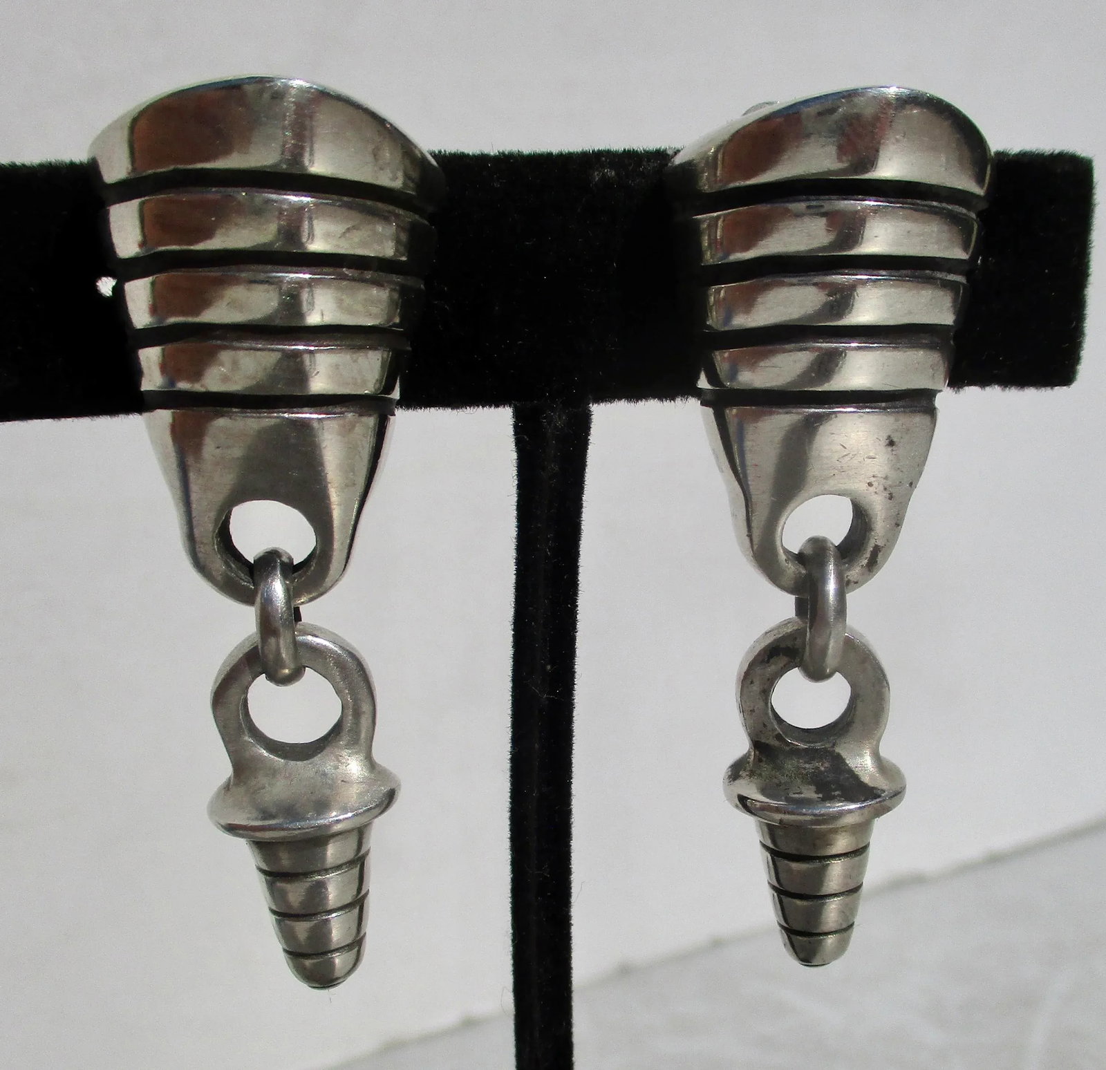 Vintage Modernist Sterling Silver Clip-on Earrings - 6