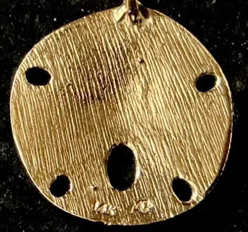 14k Gold Sand Dollar Pendant - 4
