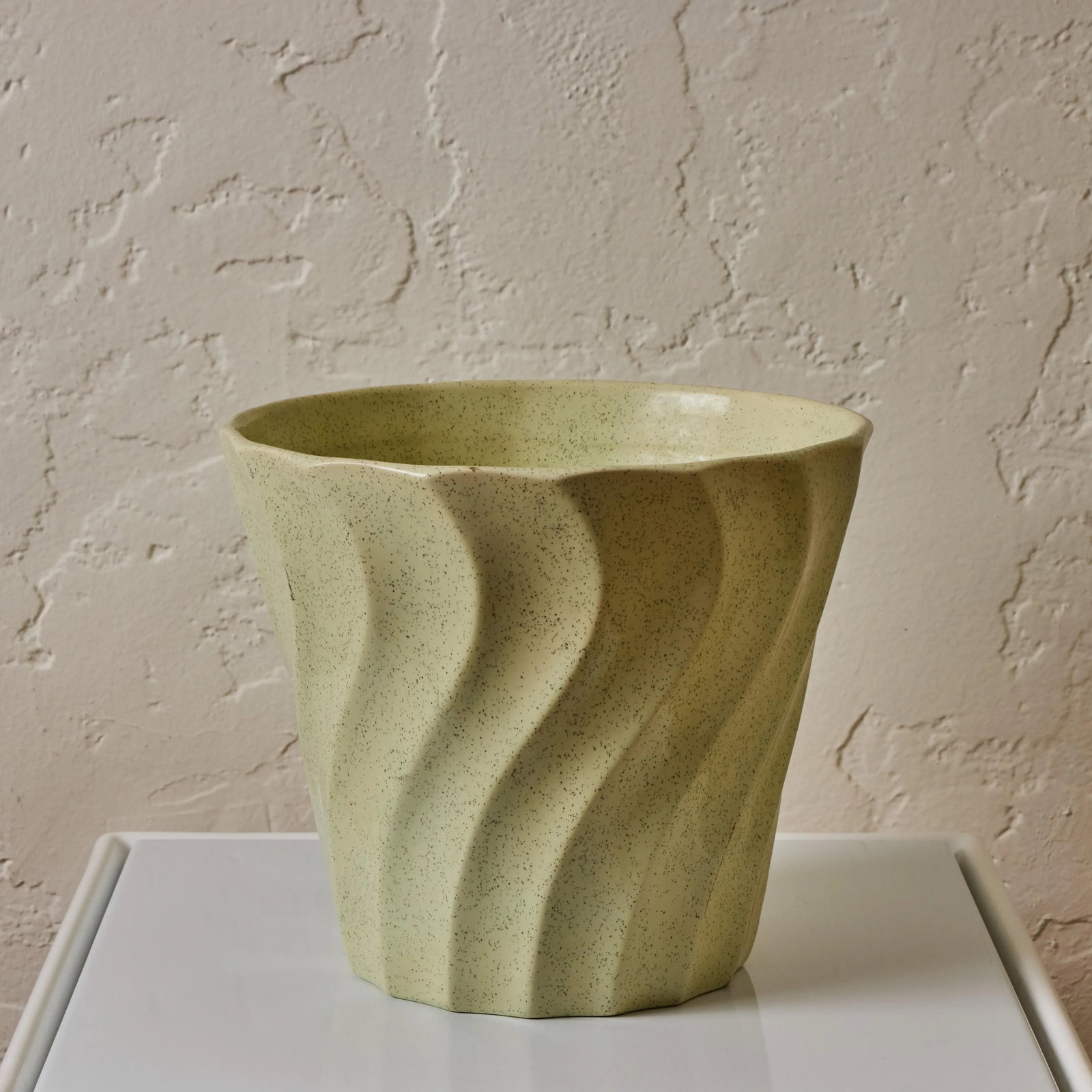Mid-Century Speckle Glazed Mint Ceramic Bauer Planter - 3
