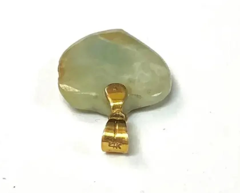 14k Gold and Natural Jade Heart Pendant - 3