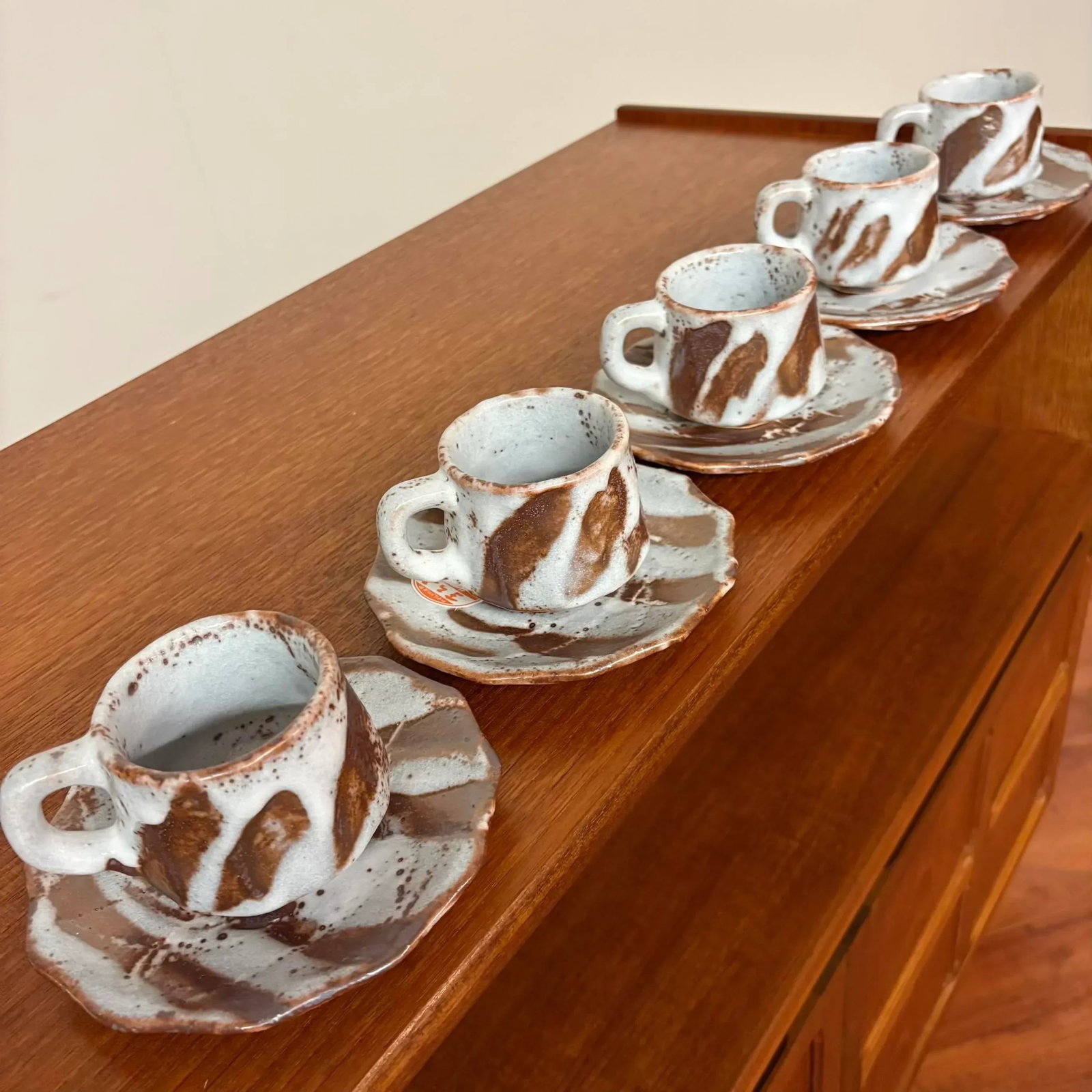 Set of 5 Kishi Shino Ware Coffee Cups & Saucers With Signed Tomobako Box - 11