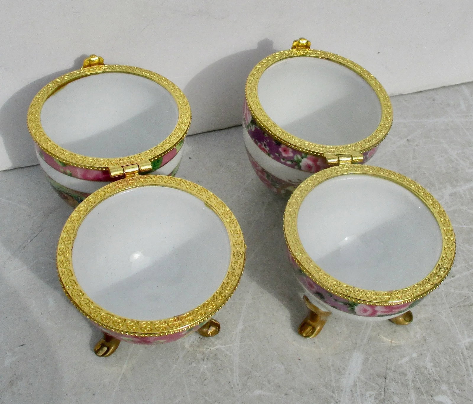 Vintage Limoge Porcelain Boxes - A Pair of 2 - 6