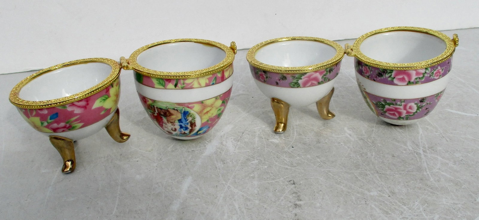 Vintage Limoge Porcelain Boxes - A Pair of 2 - 7