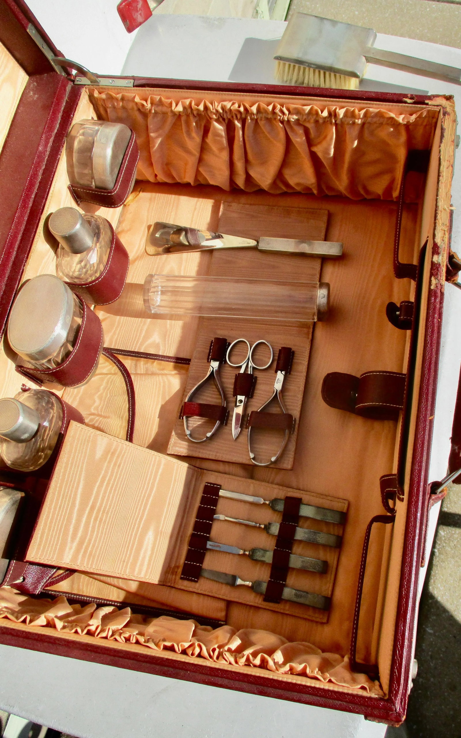 Antique Mark Cross Travel Case With Sterling Toiletry Set 1945 - 14