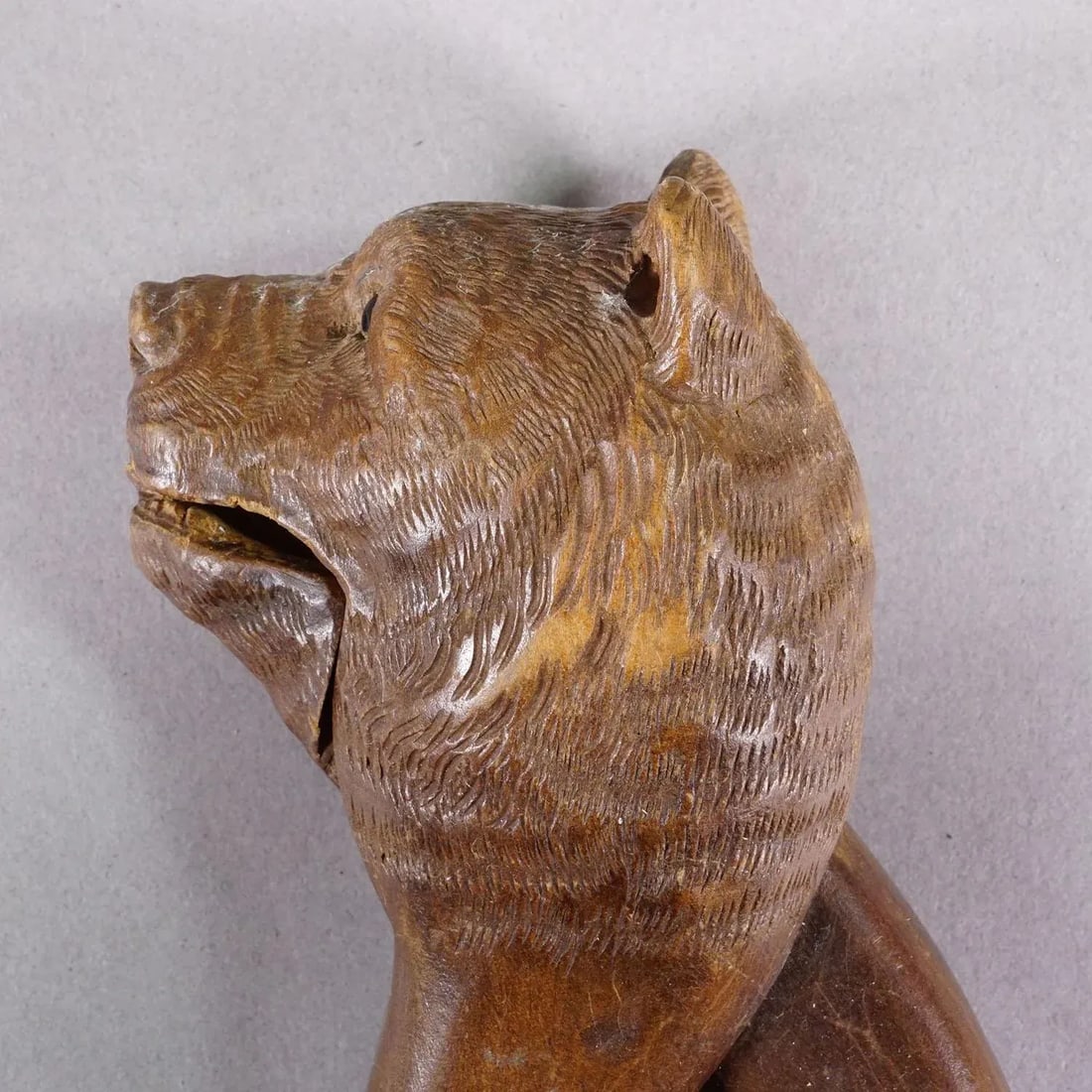 Handcarved Wood Bear Head Nutcracker, Swiss - Brienz Ca. 1900 - 6