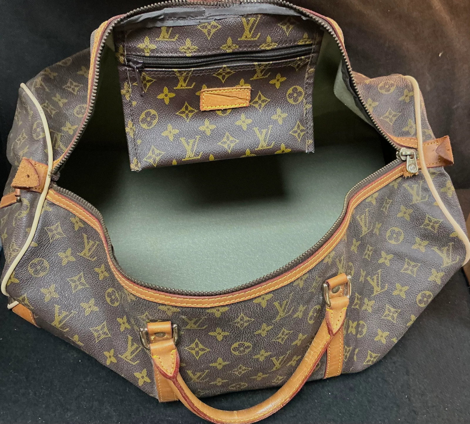 Vintage Louis Vuitton Monogram Keepall 20 Inch Duffle Bag - 4