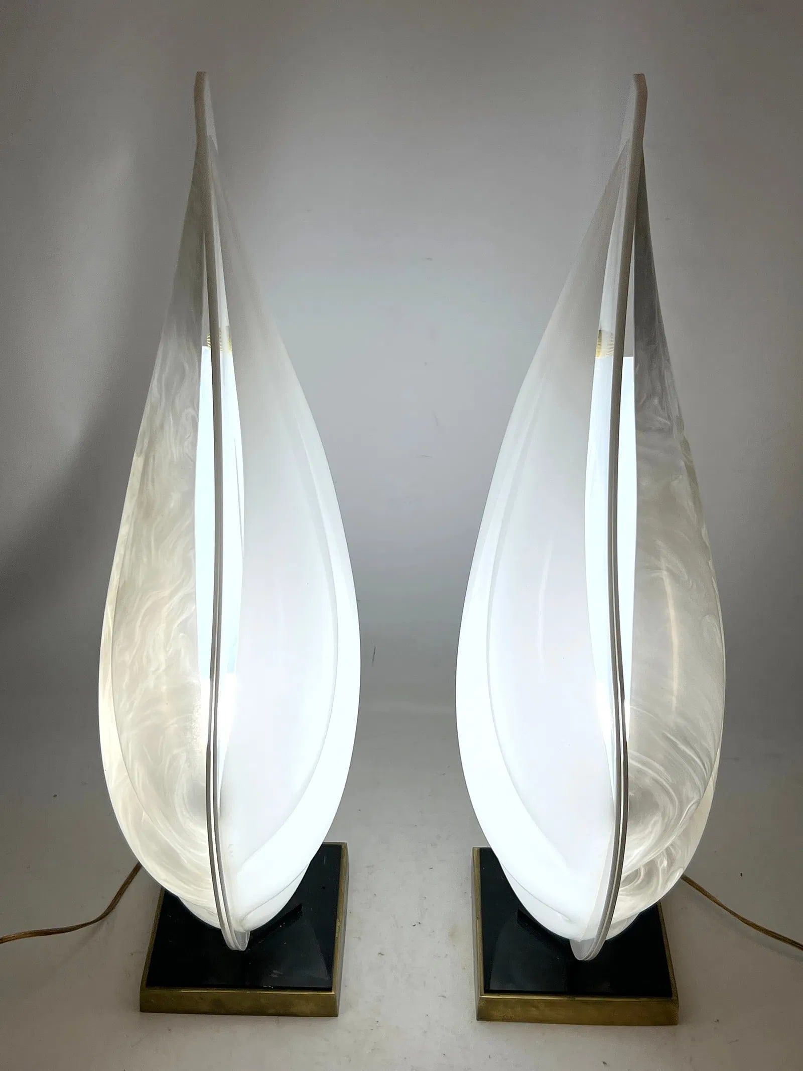 Two-Tone Rougier Clam Shell Acrylic Table Lamps - A Pair - 4
