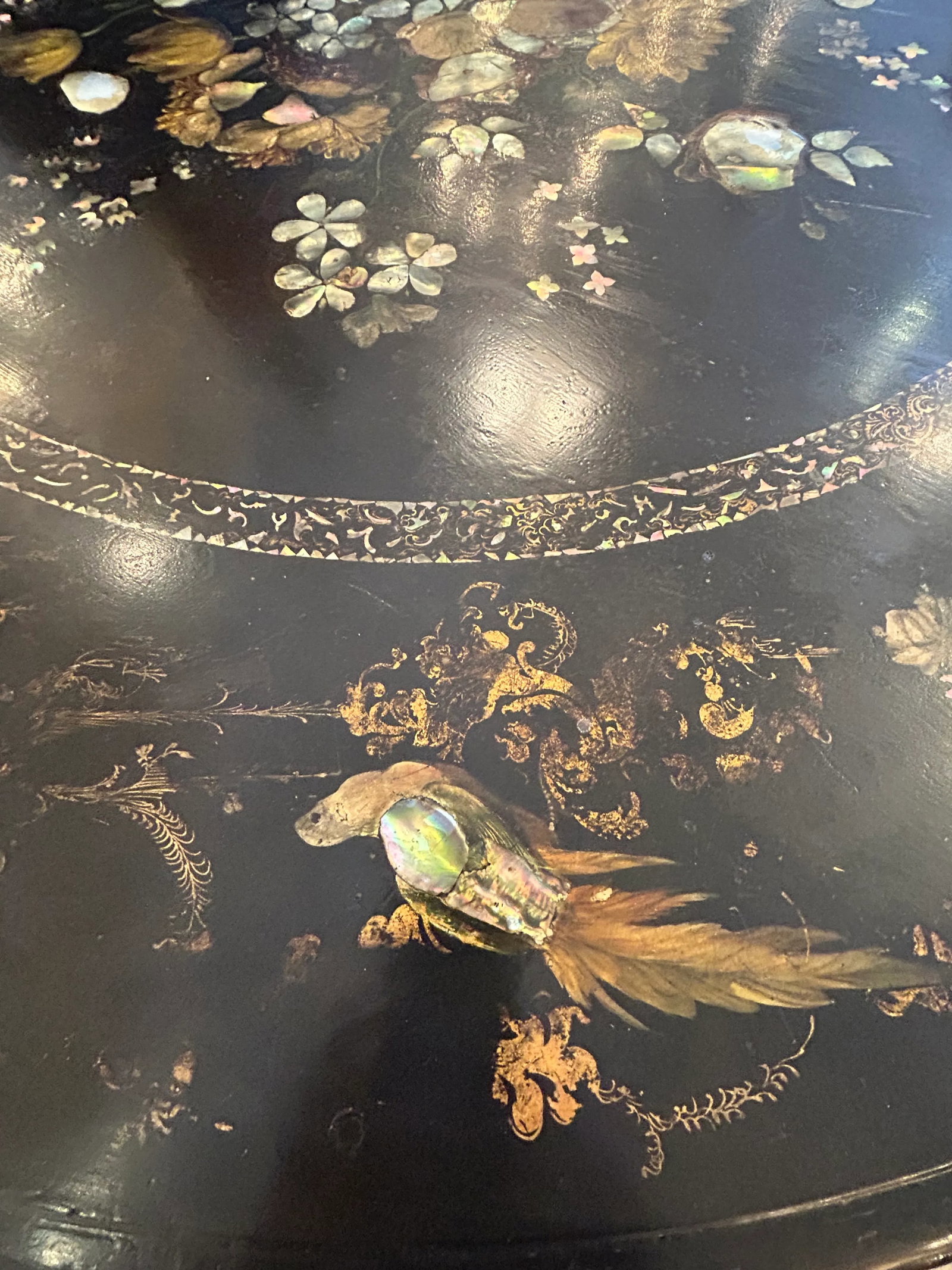 19th Century English Regency Black Lacquer and Inlaid Round Dining Table - 4