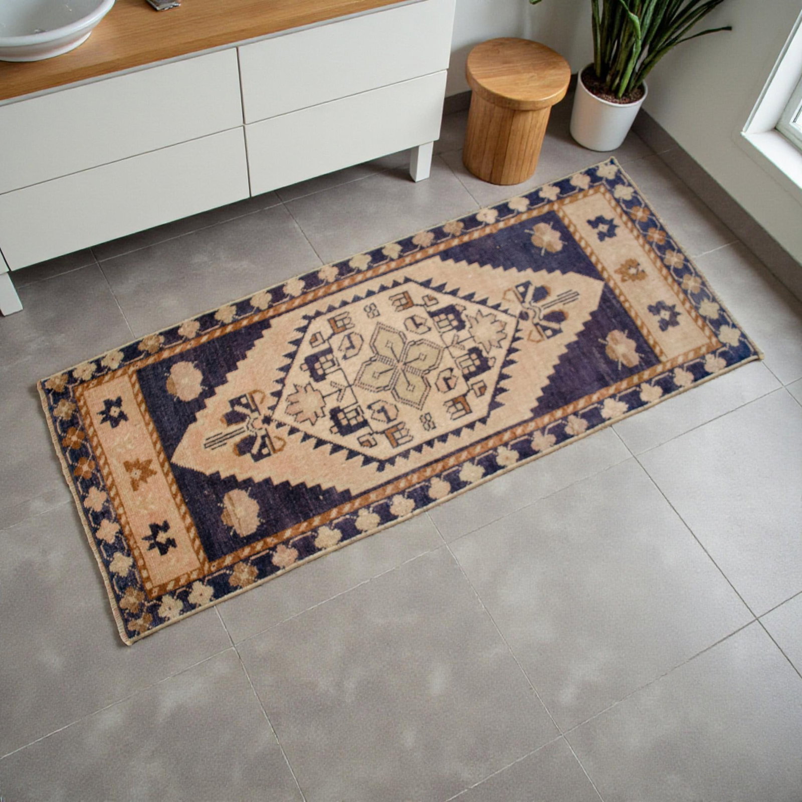 Hand Knotted Door Mat, Entryway Rug, Bath Mat, Kitchen Decor, Small Rug, Turkish Rug - 1"² - 3