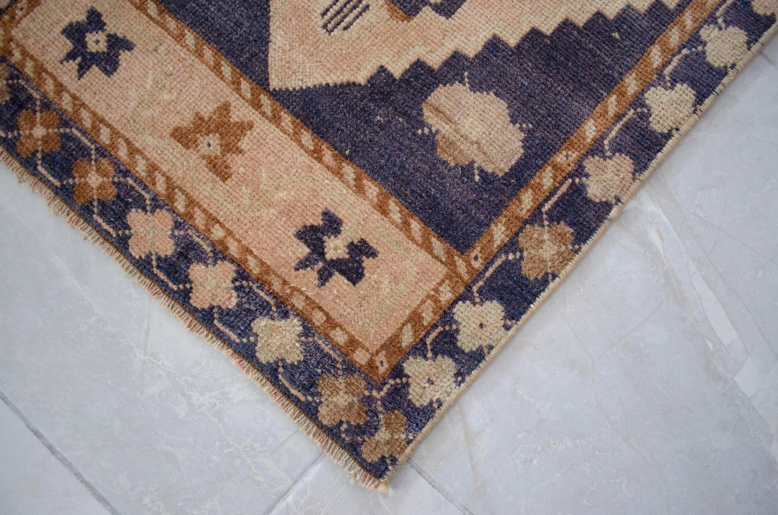 Hand Knotted Door Mat, Entryway Rug, Bath Mat, Kitchen Decor, Small Rug, Turkish Rug - 1"² - 7