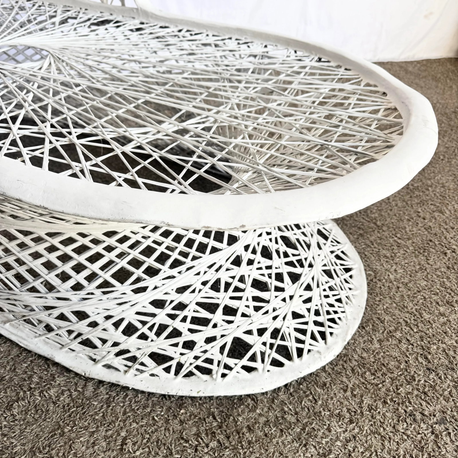 Mid Century Modern Spun Fiberglass Chaise Lounge - 6