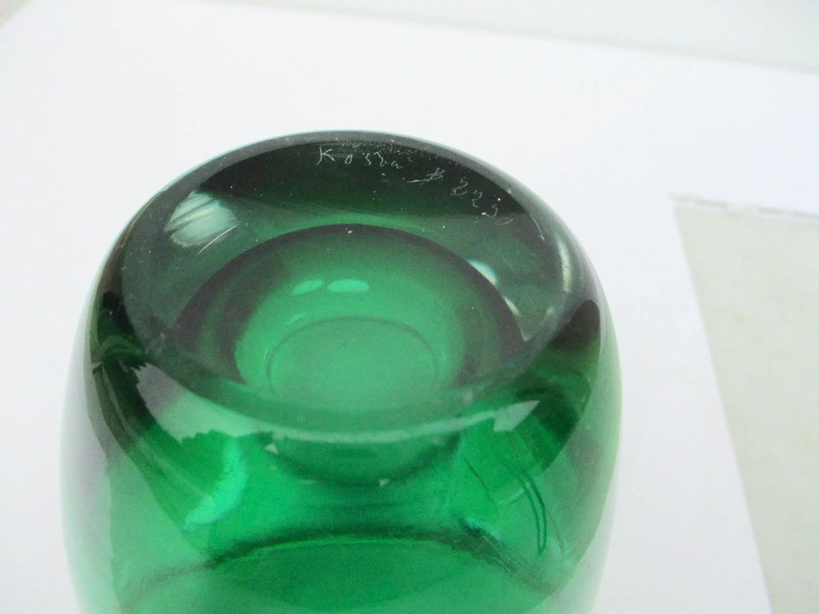 Kosta Boda Vintage Green and Clear Signed Vase - 5