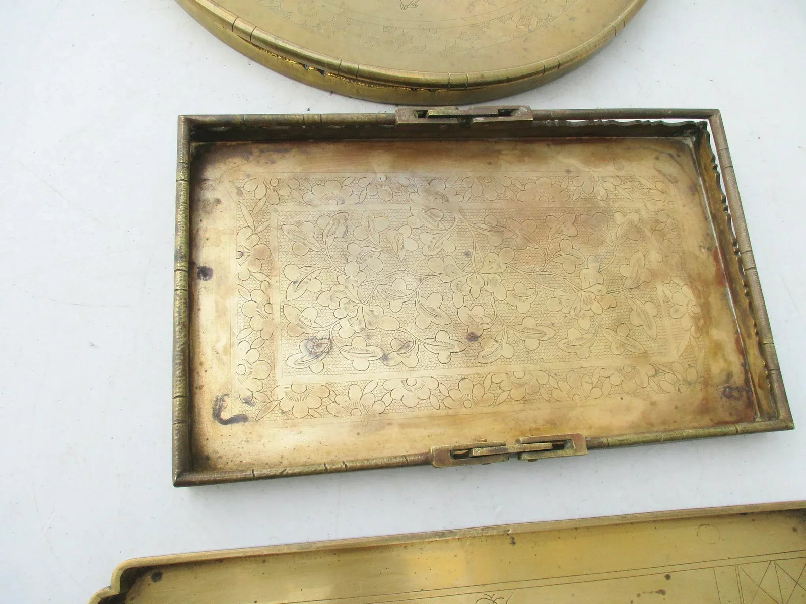 Group of Three Chinese Serving Trays Early 20th -Group of 3 - 4