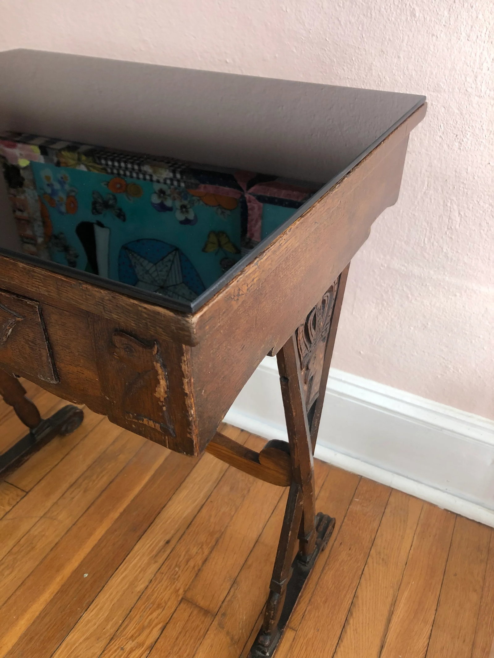 Antique English Carved Oak End Table With Crown and Black Glass Top - 6
