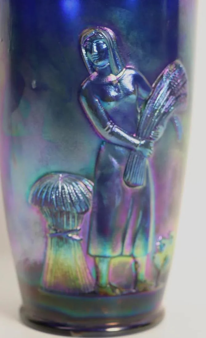Fenton Faverne Spring and Fall Limited Edition Vase by Marge Reynolds and Carl Schmitz - 10