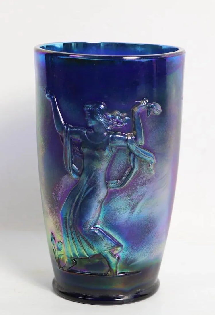 Fenton Faverne Spring and Fall Limited Edition Vase by Marge Reynolds and Carl Schmitz - 8