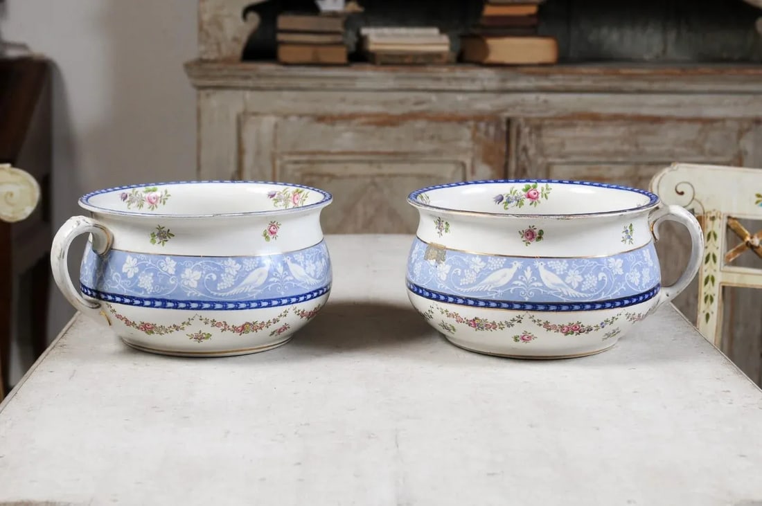English Booths Blue & White China Bowls Produced for Harrods in London - a Pair - 7