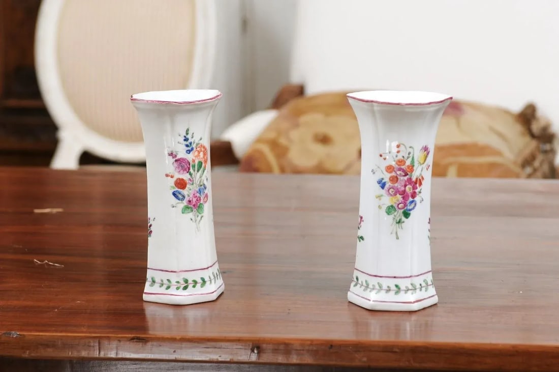 1805 Italian Porcelain Vases with Colorful Painted Floral Motifs - A Pair - 2