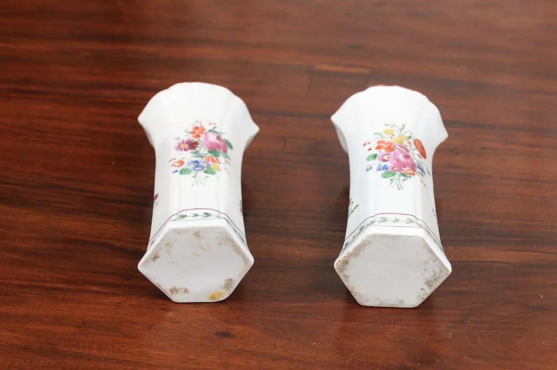 1805 Italian Porcelain Vases with Colorful Painted Floral Motifs - A Pair - 6