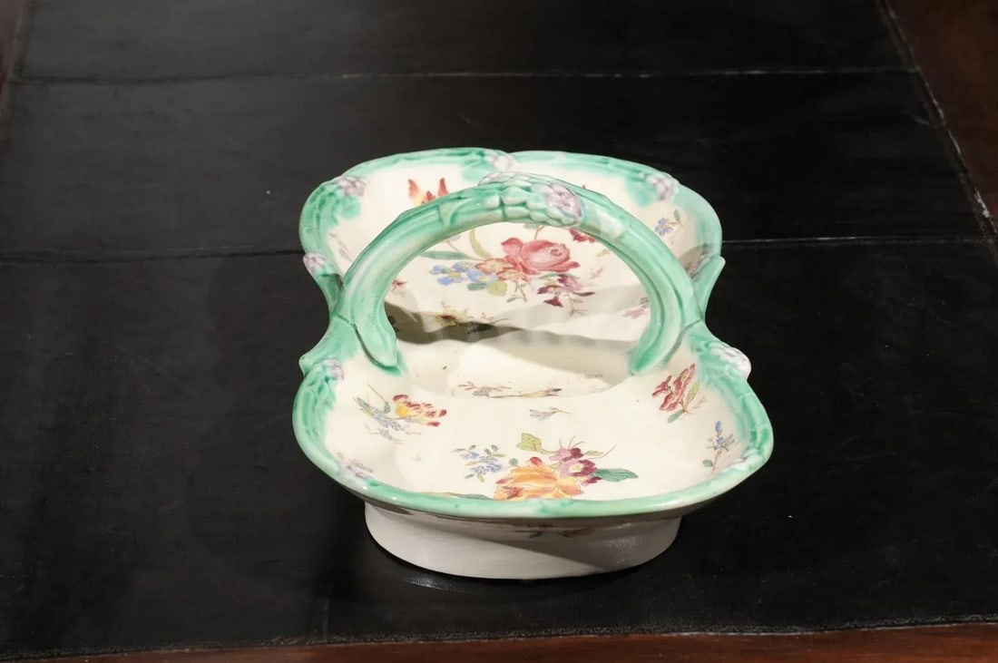 French 19th Century Longchamp Majolica Asparagus Server with Floral Decor - 8