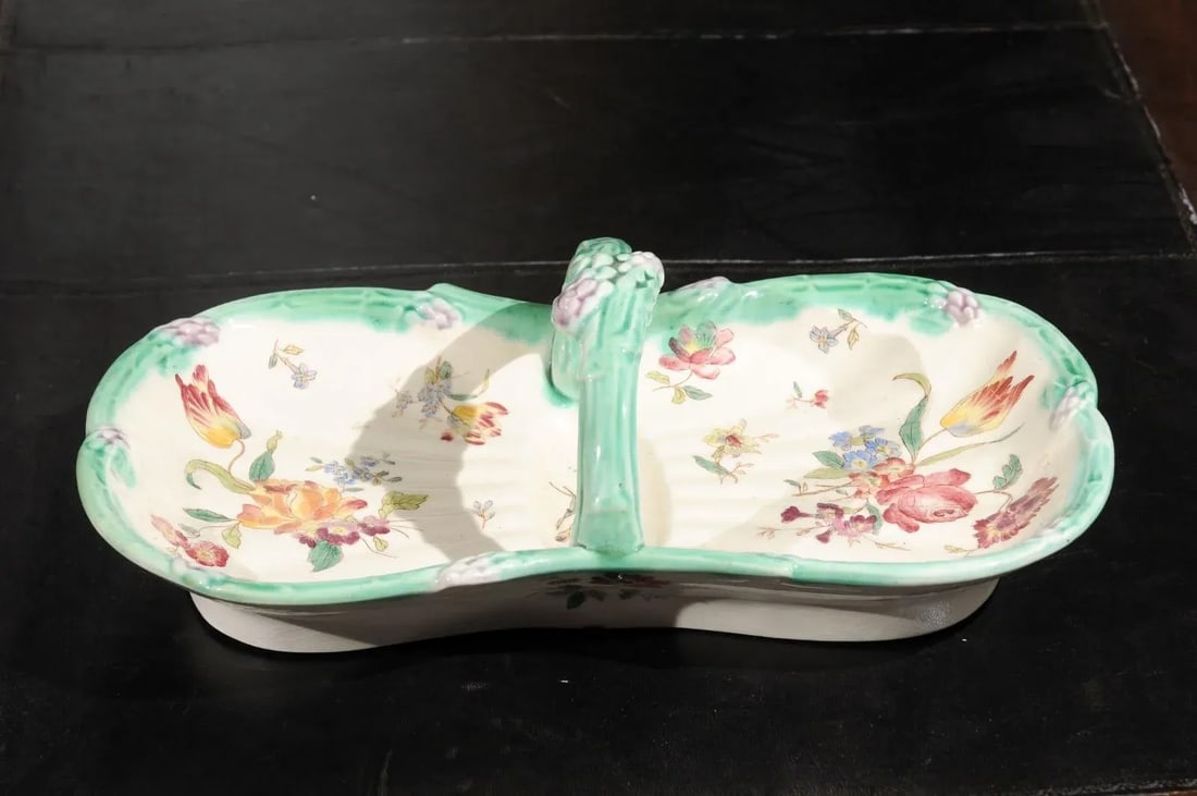 French 19th Century Longchamp Majolica Asparagus Server with Floral Decor - 9