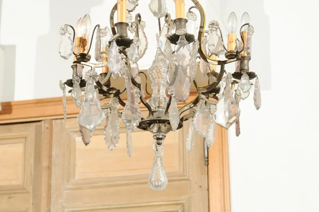 French Louis-Philippe Period 1840s Eight-Light Crystal Chandelier with Finial - 6