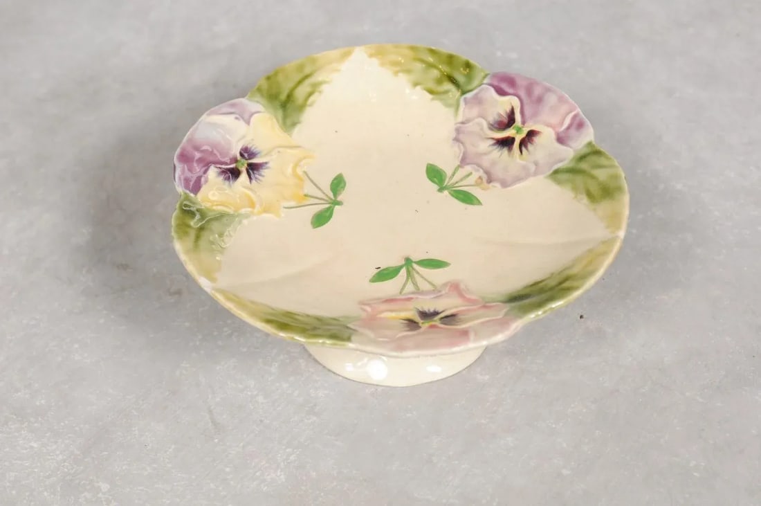 19th Century French Majolica Pansies & Scalloped Edge Compote - 5