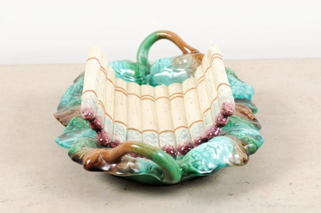 French 19th Century Longchamp Majolica Asparagus Server with Foliage Platter - 10