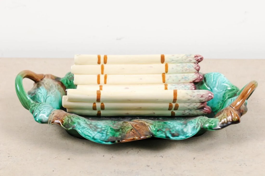 French 19th Century Longchamp Majolica Asparagus Server with Foliage Platter - 11