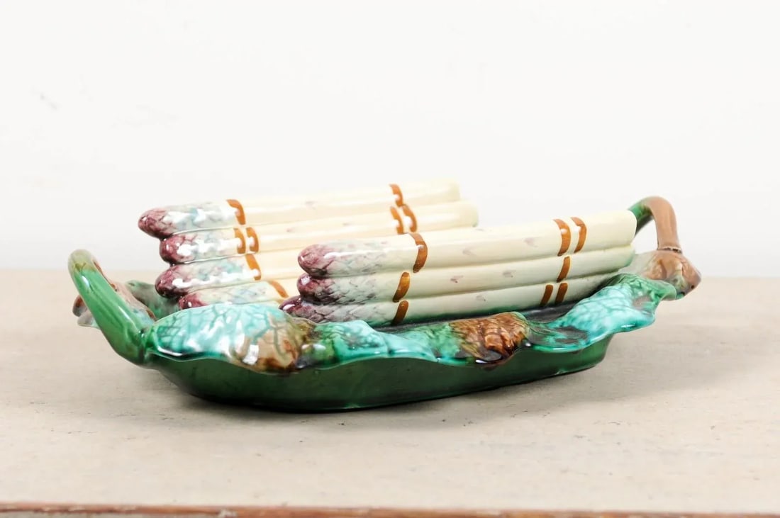 French 19th Century Longchamp Majolica Asparagus Server with Foliage Platter - 9