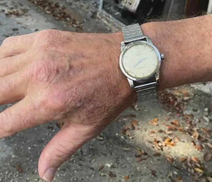 Mid 20th Century Omega Seamaster Automatic Men's Watch - 7