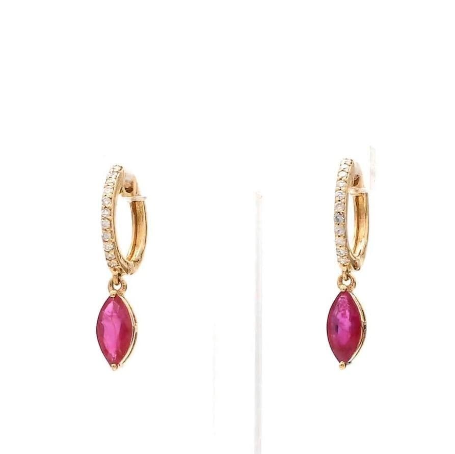 1.02 Cts Natural ruby earring in 18k gold - 17