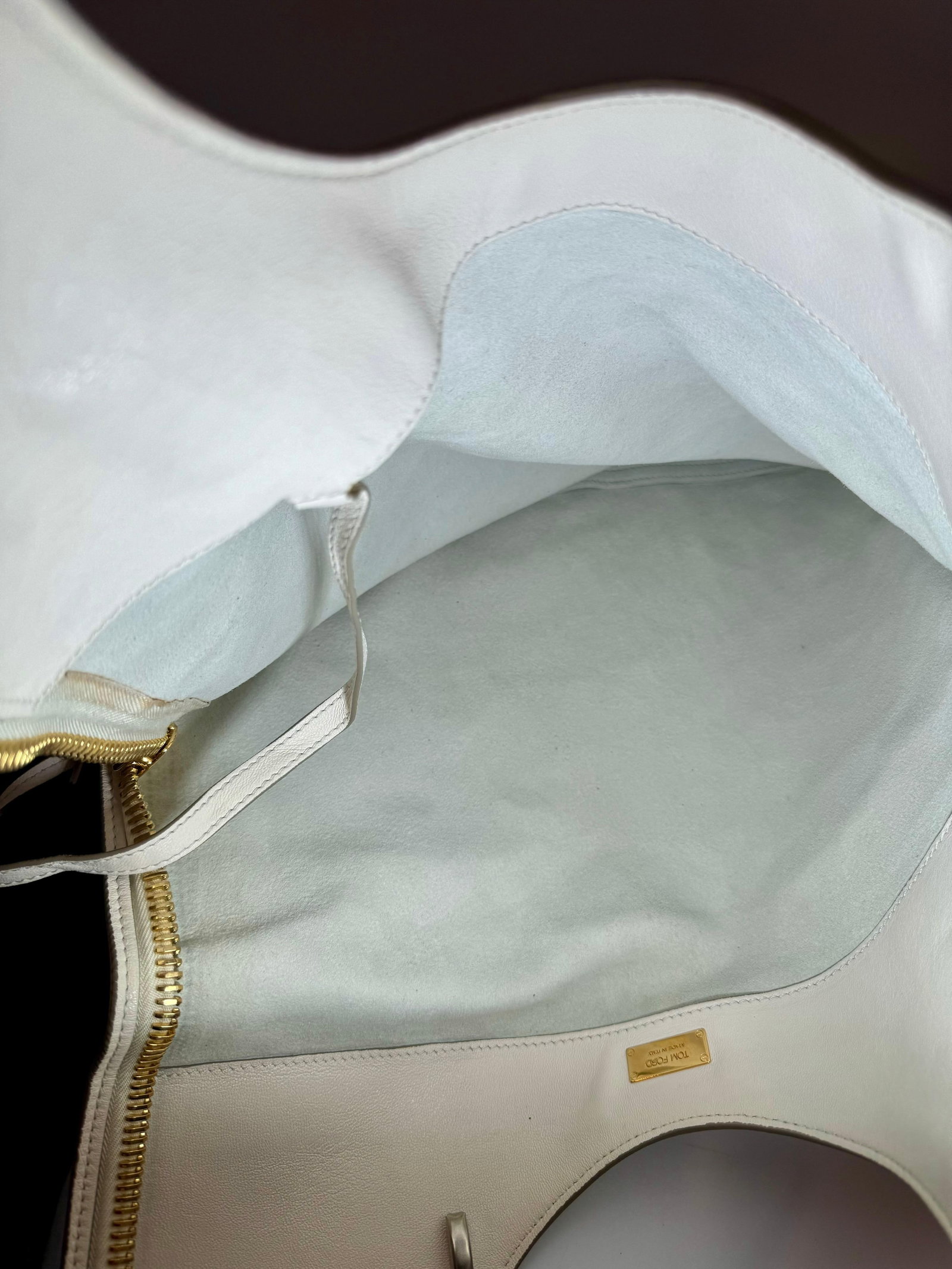 Authentic TOM FORD Alix flat tote Shoulder bag , ALIX Leather Handbag White, New - 3