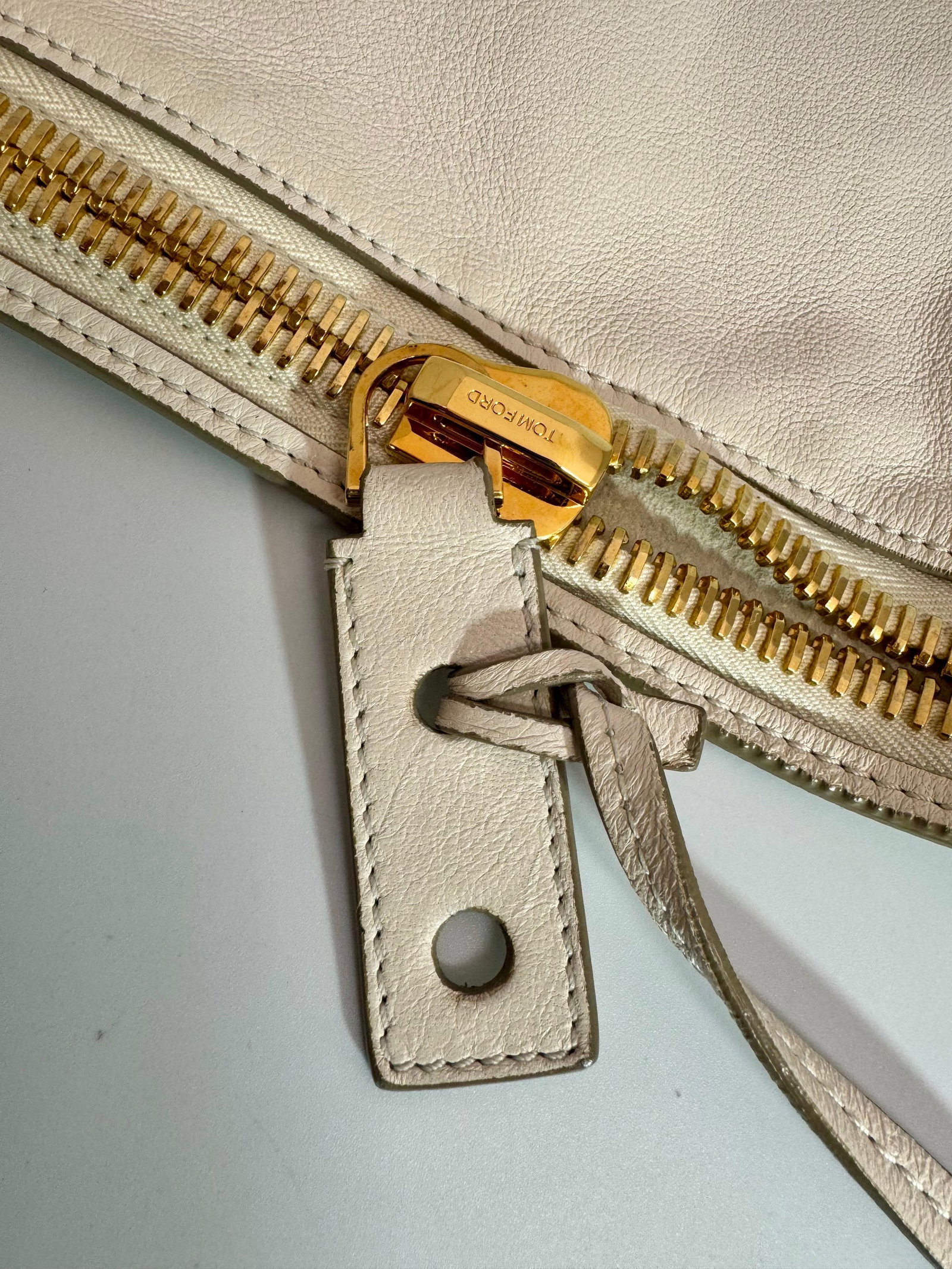 Authentic TOM FORD Alix flat tote Shoulder bag , ALIX Leather Handbag White, New - 5