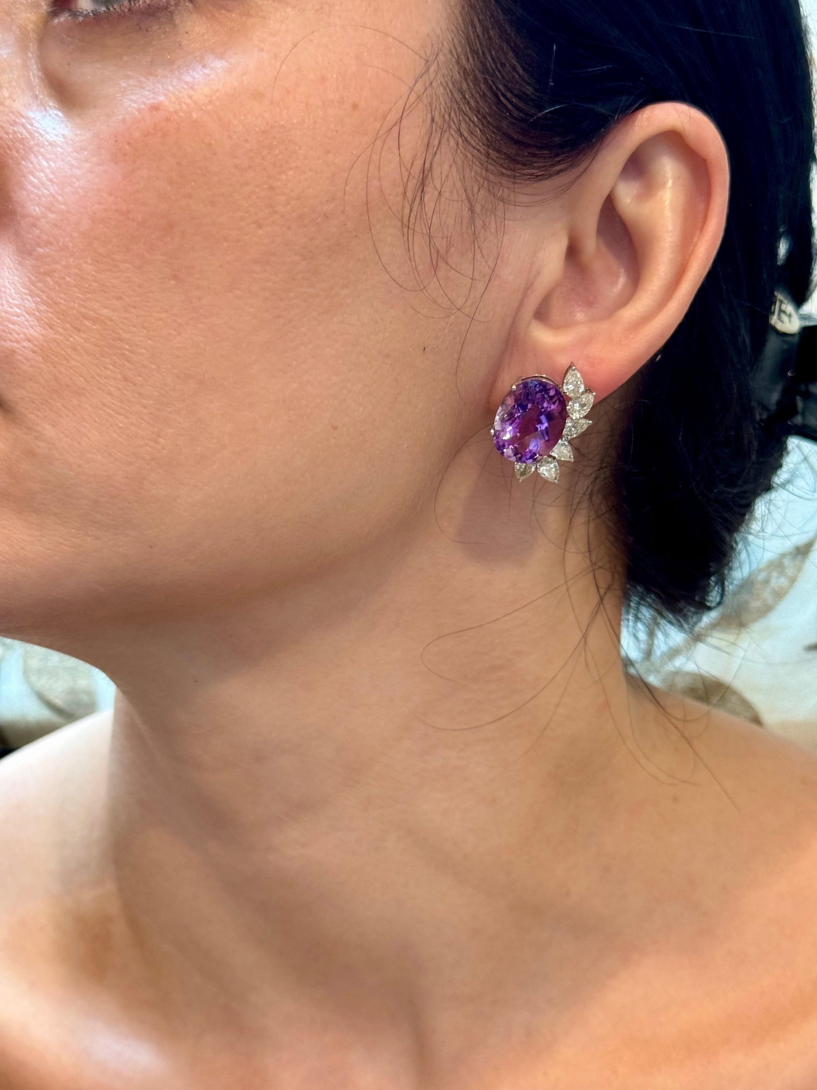 22 Ct Natural Amethyst & 3.60 Ct Pear shape Diamond Stud Earrings, 14KWG, A Pair - 7