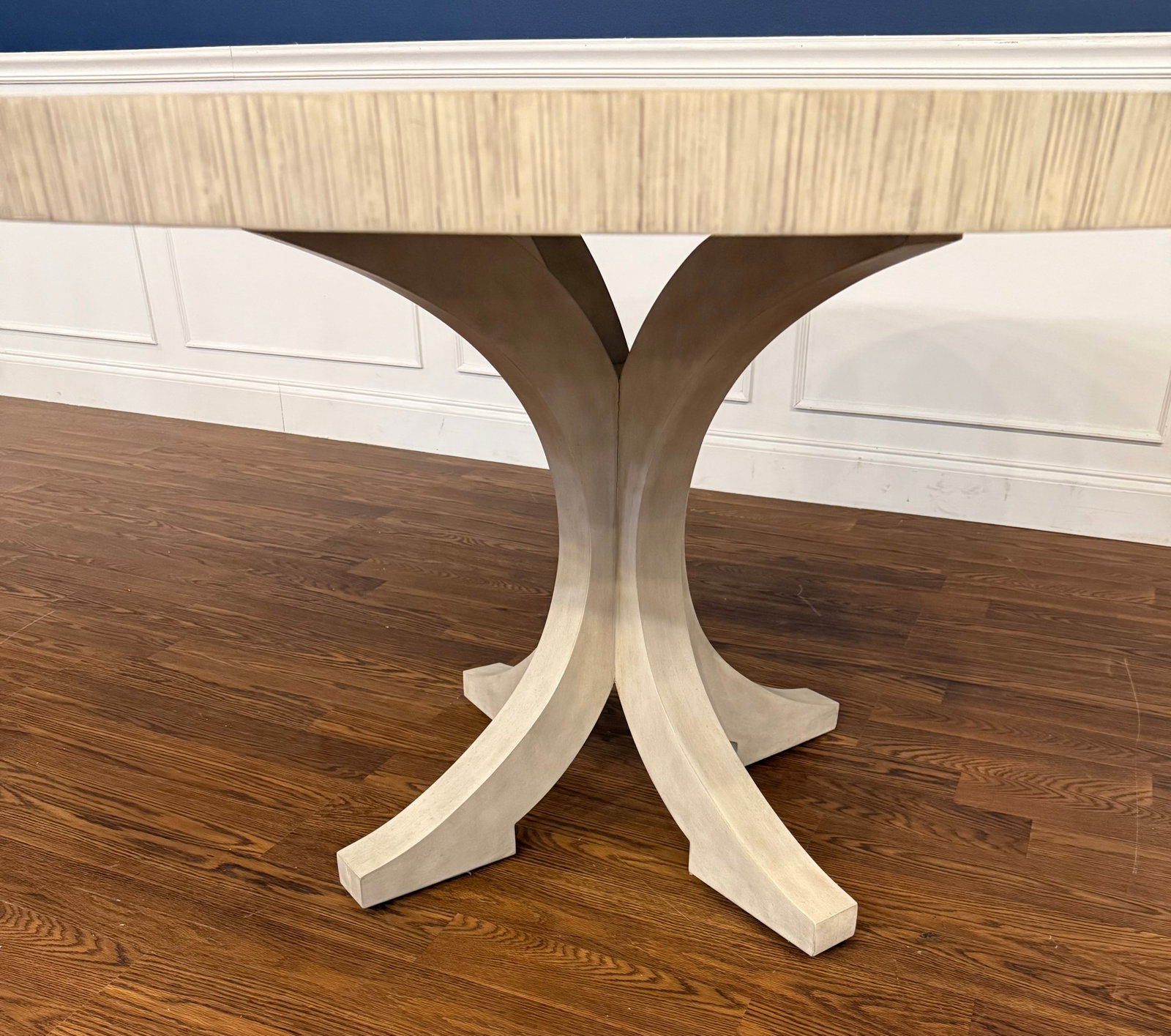 Century Casual Round Dining/Breakfast/Game Table - 10