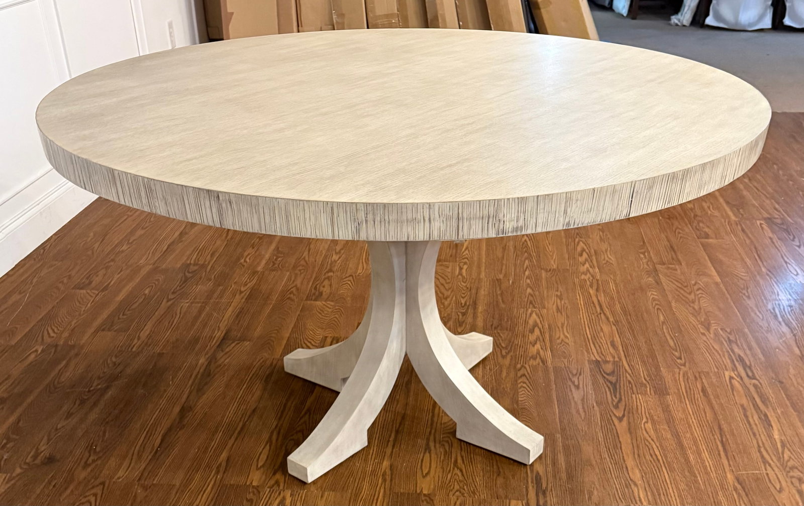 Century Casual Round Dining/Breakfast/Game Table - 12