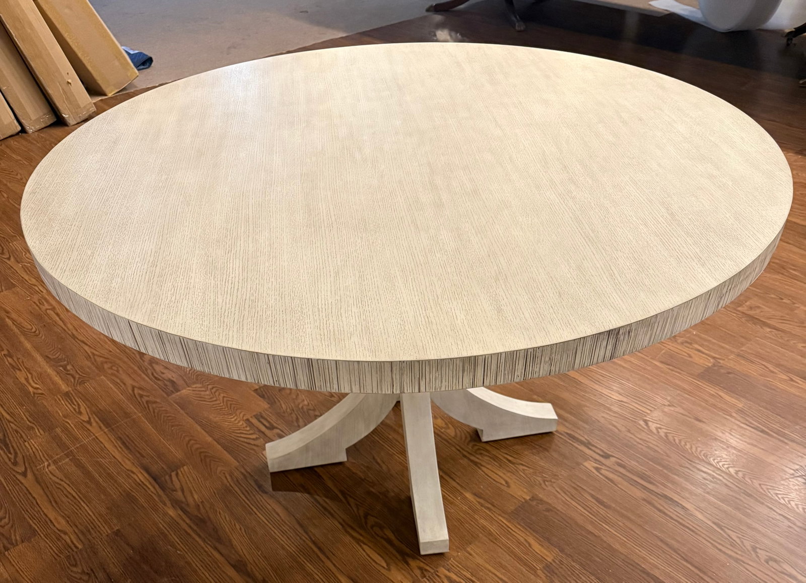 Century Casual Round Dining/Breakfast/Game Table - 14