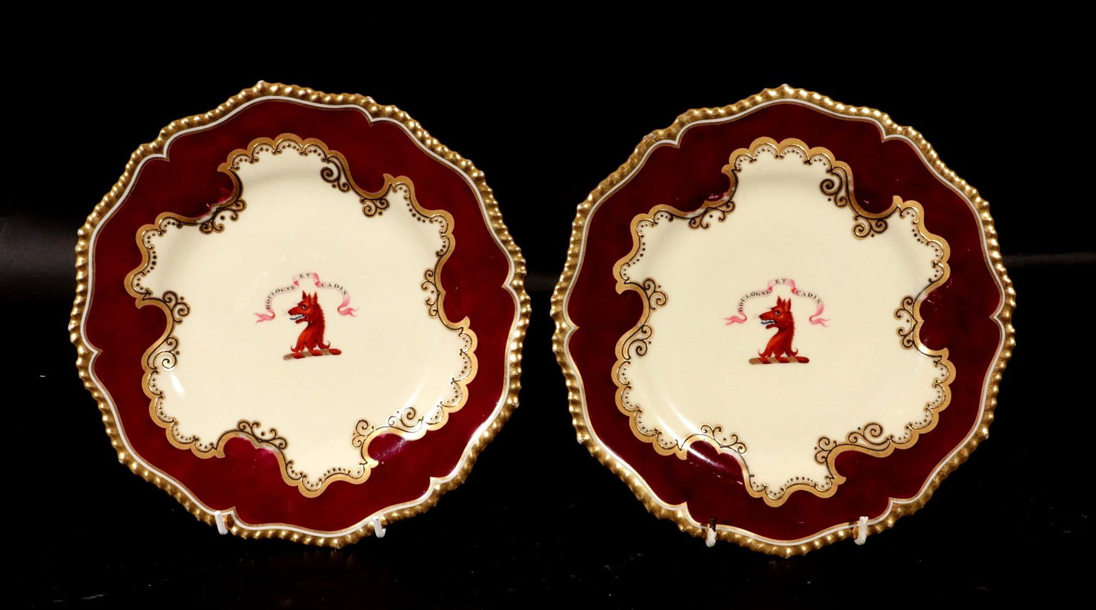 Flight, Barr & Barr Worcester Armorial Porcelain Claret-Ground Dessert Plates- A Set of Twelve - 2