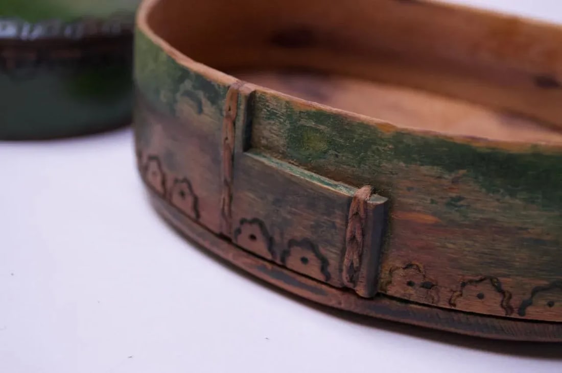 1930s Folk Art Wood-Burned and Hand-Painted Soap Box - 8