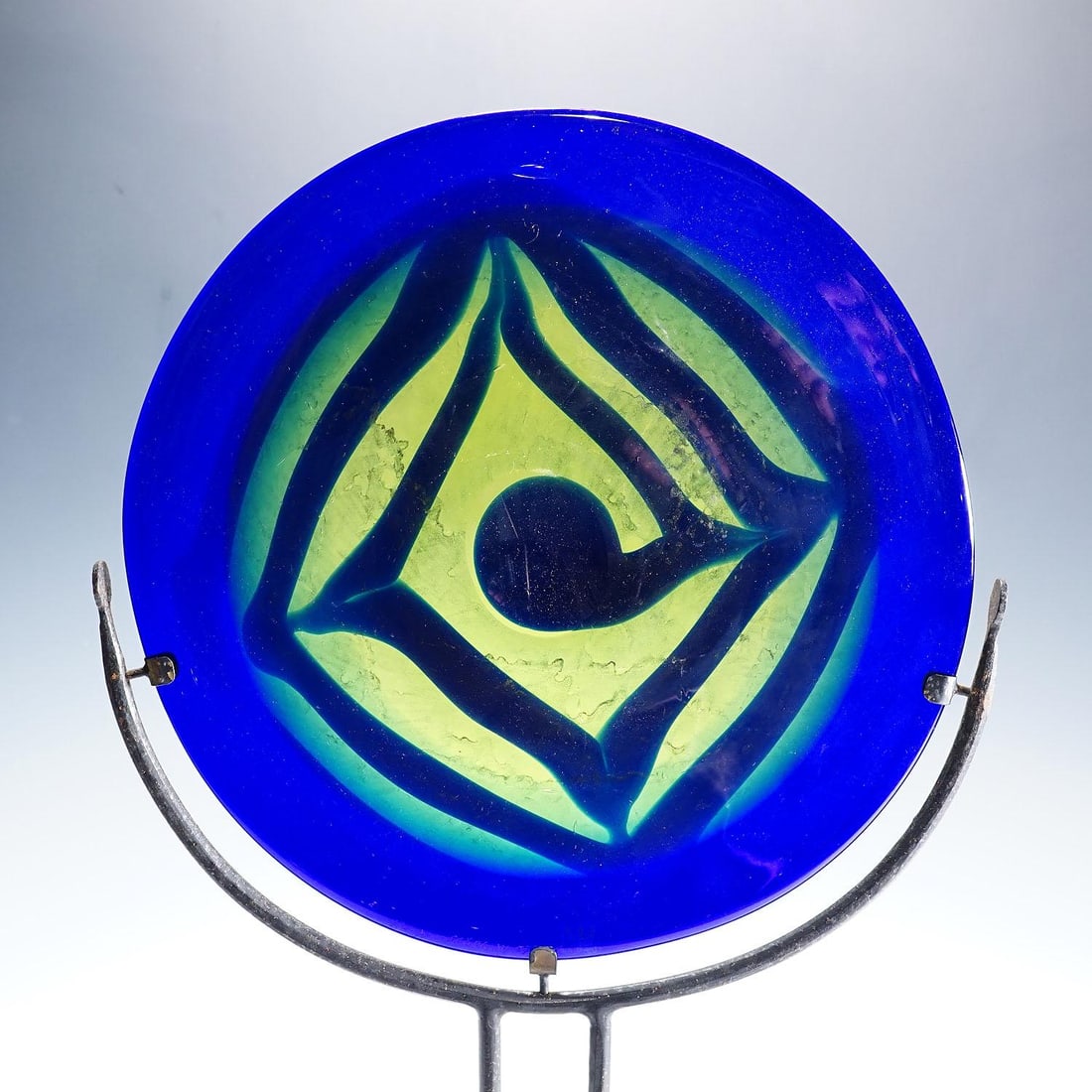 Vintage Crystal Art Glass Sculpture by Goeran Waerff for Kosta - 4