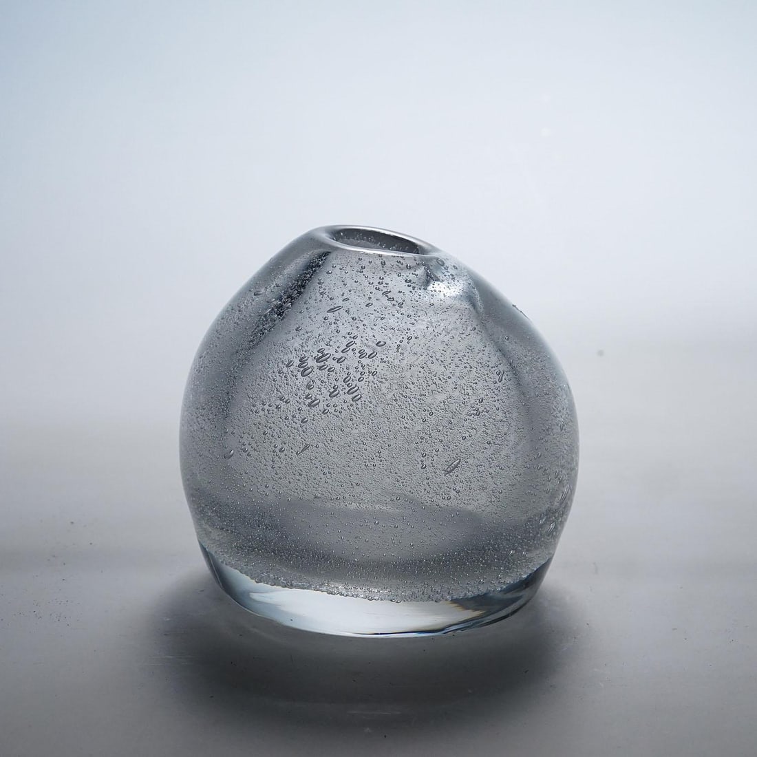 Art Glass Vase With Sodium Bubbles Tapio Wirkkala for Iittala 1940s - 2