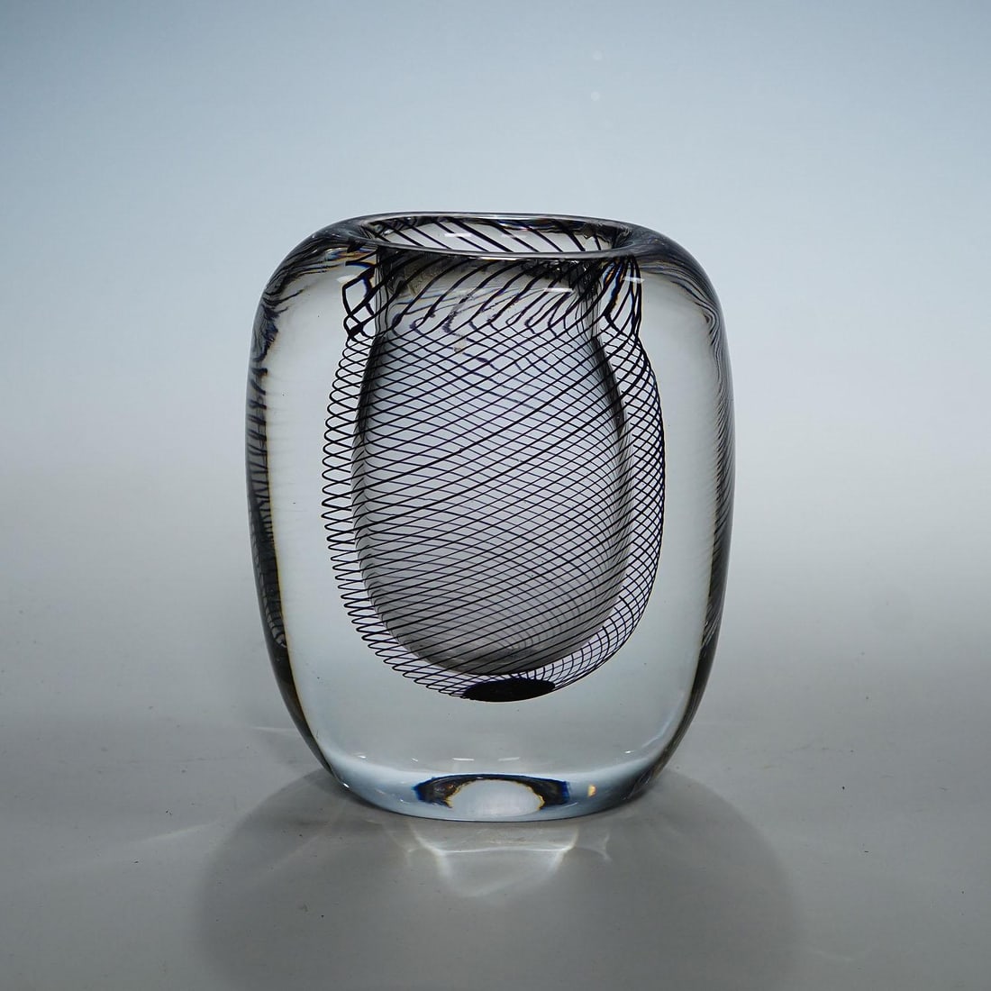 Vintage Art Glass Vase by Vicke Lindstrand for Kosta 1950s - 2